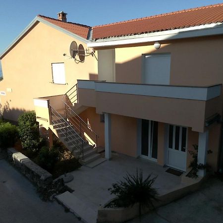 Apartmans And Rooms "Slavica" โนวาลยา ภายนอก รูปภาพ